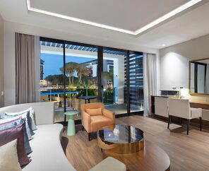 Trendy Lara Hotel