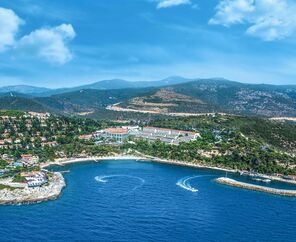 Pine Bay Holiday Resort 5*