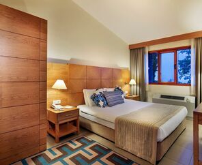 Pine Bay Holiday Resort 5*