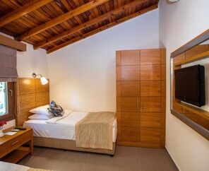 Pine Bay Holiday Resort 5*