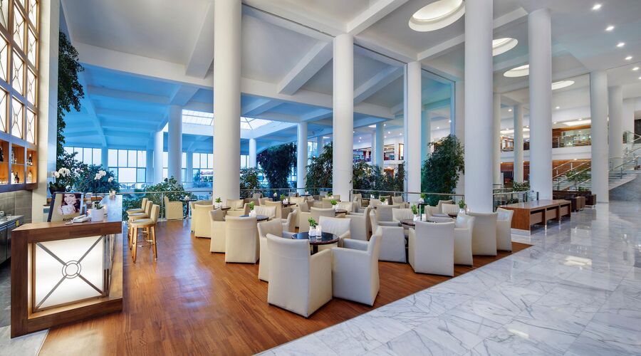 Pine Bay Holiday Resort 5*