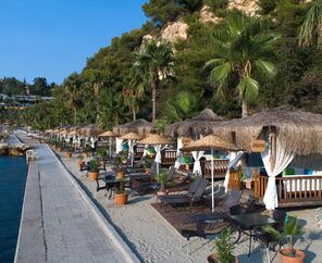 Pine Bay Holiday Resort 5*