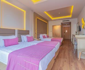 Orka Lotus Beach 5*