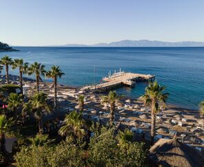 Latanya Park Resort  4*