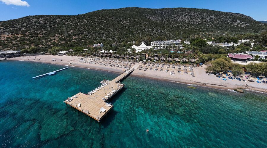 Latanya Park Resort  4*