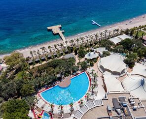 Latanya Park Resort  4*