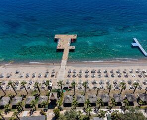 Latanya Park Resort  4*