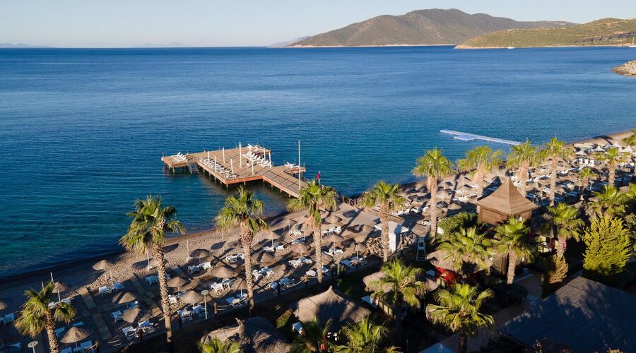 Latanya Park Resort  4*