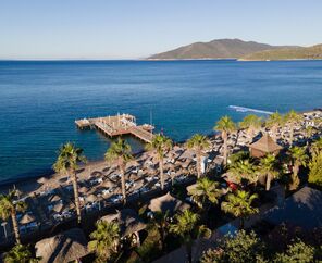 Latanya Park Resort  4*