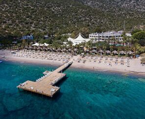 Latanya Park Resort  4*