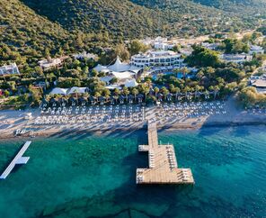 Latanya Park Resort  4*