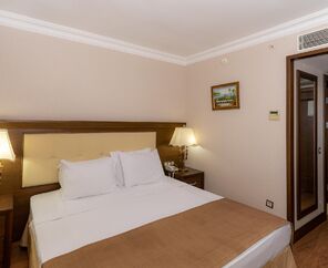 Latanya Park Resort  4*