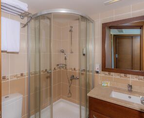 Latanya Park Resort  4*