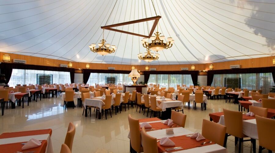 Latanya Park Resort  4*