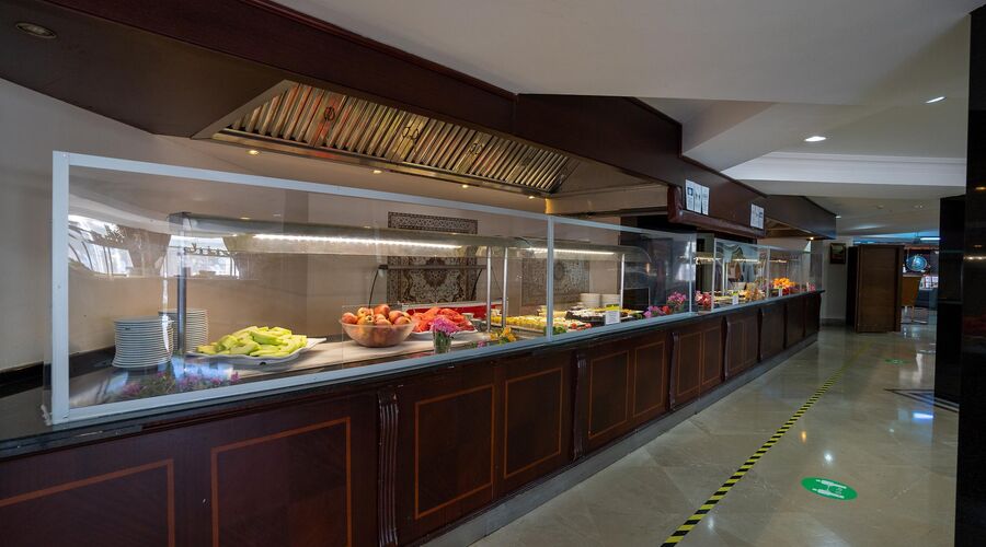 Latanya Park Resort  4*