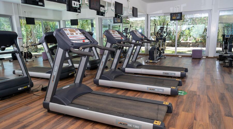 Latanya Park Resort  4*