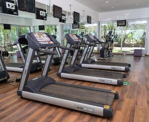 Latanya Park Resort  4*