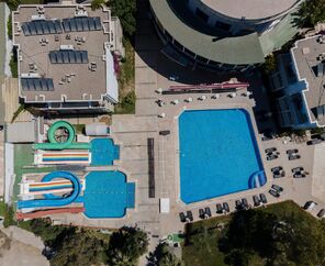 Bodrum Beach Resort  4*