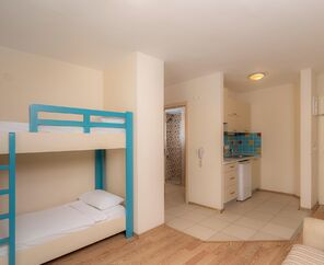 Bodrum Beach Resort  4*