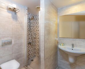 Bodrum Beach Resort  4*