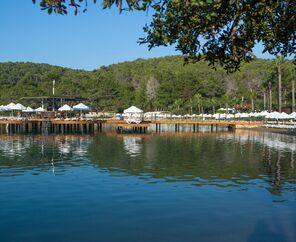 Crystal Green Bay Resort&Spa