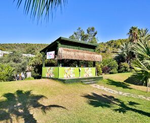 Crystal Green Bay Resort&Spa