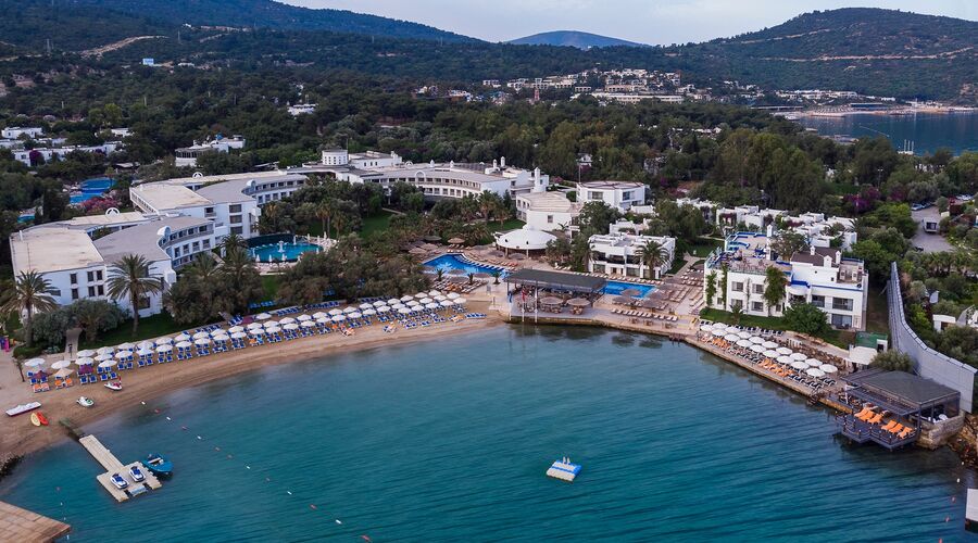 Samara Hotel   5*