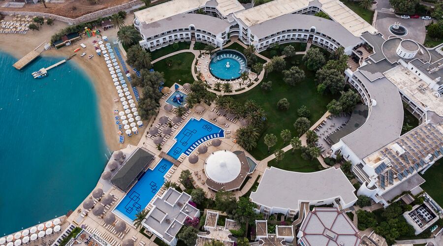 Samara Hotel   5*