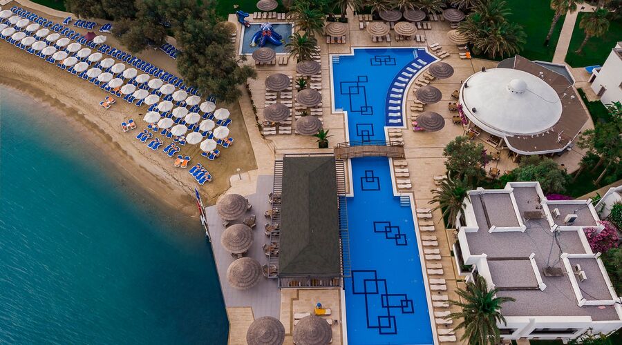 Samara Hotel   5*