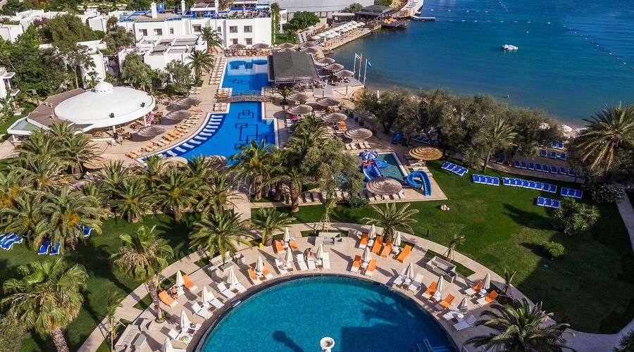 Samara Hotel   5*