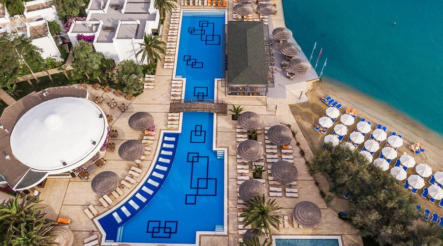 Samara Hotel   5*