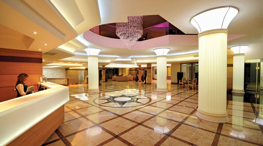 Samara Hotel   5*