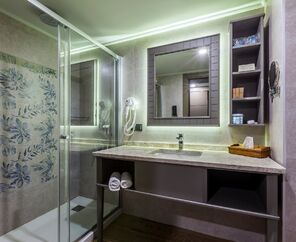 Samara Hotel   5*