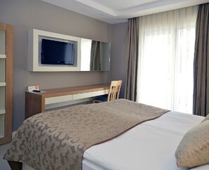 Samara Hotel   5*