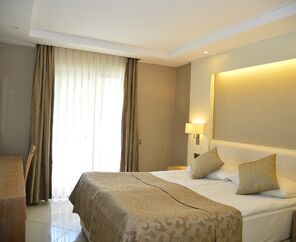 Samara Hotel   5*