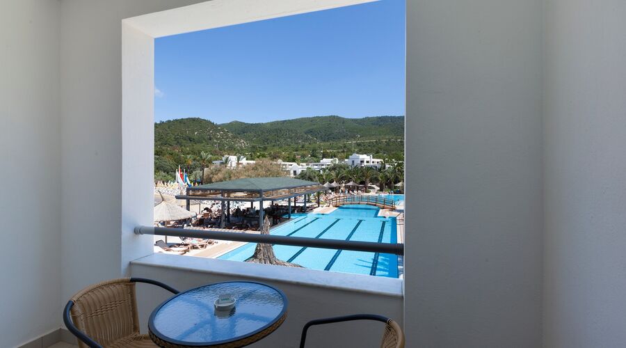 Samara Hotel   5*