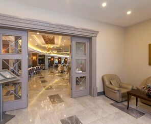 Samara Hotel   5*
