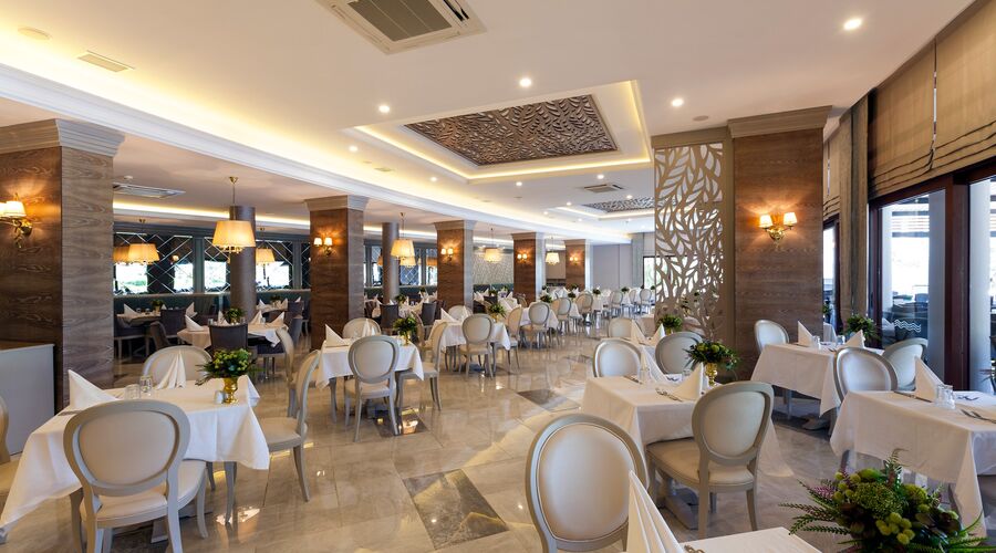 Samara Hotel   5*