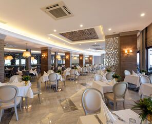 Samara Hotel   5*