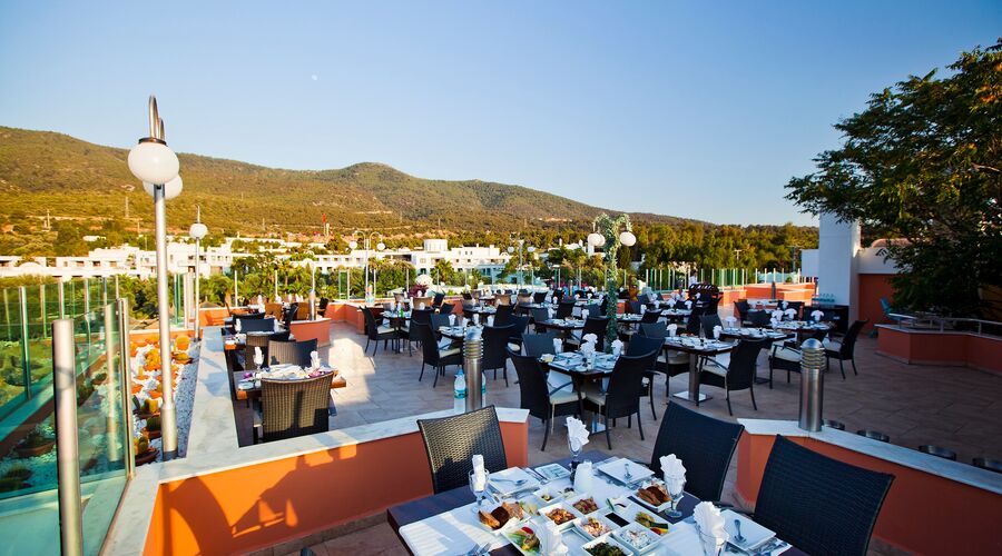 Samara Hotel   5*
