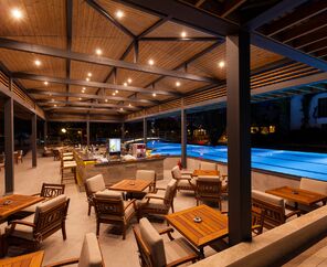 Samara Hotel   5*