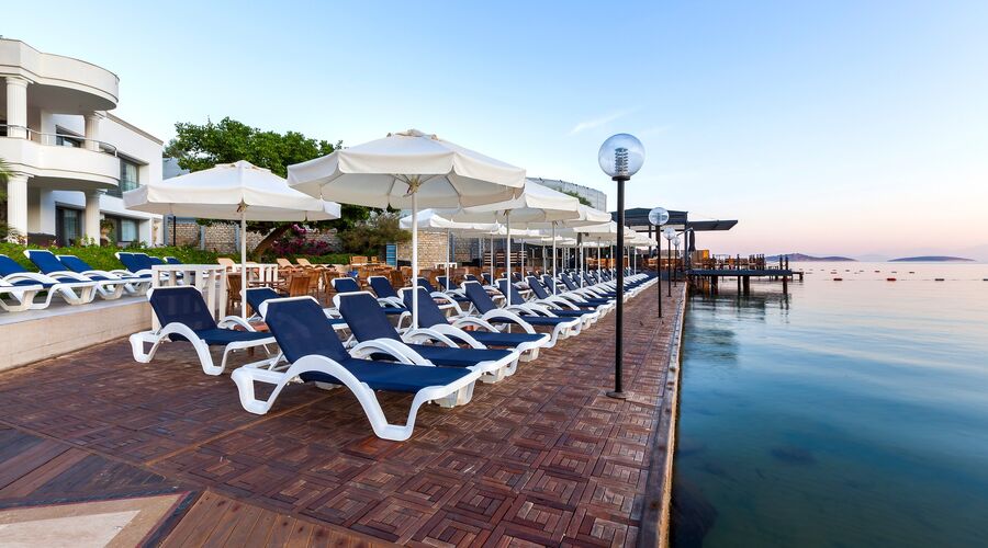 Samara Hotel   5*