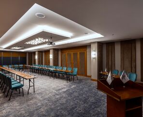 Royal Asarlık Beach Hotel & Spa  5*