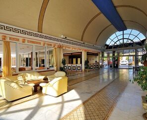 Phoenix Sun Hotel 4*