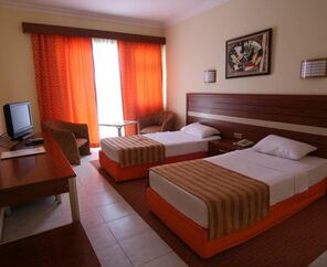 Phoenix Sun Hotel 4*
