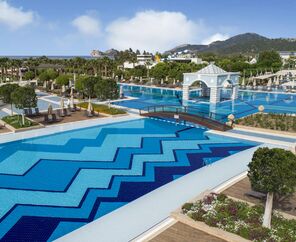 Hilton Dalaman  5*