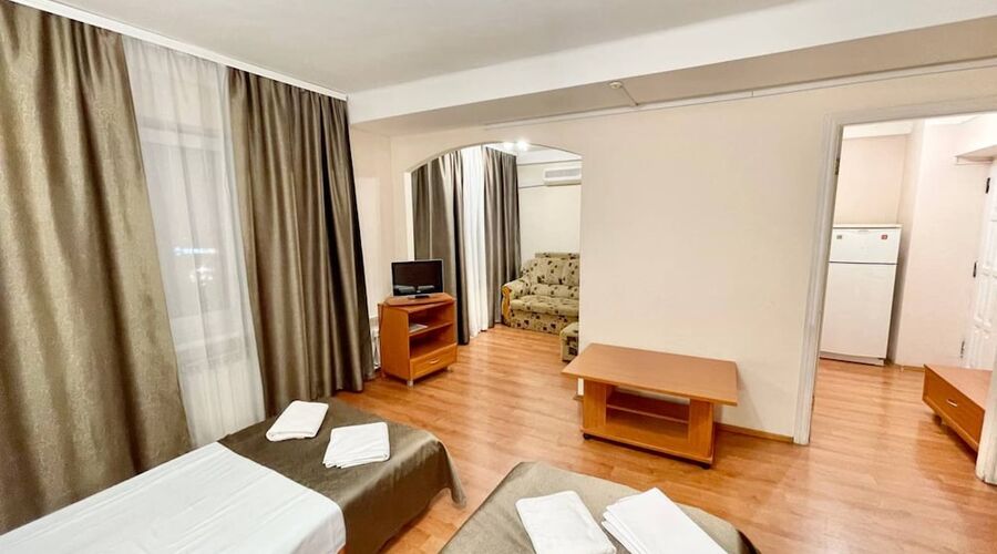 Hotels 7F