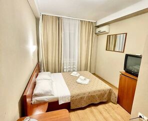 Hotels 7F