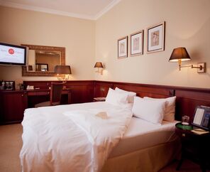 Opera Hotel