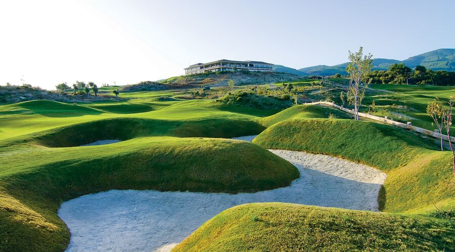 Ramada Resort By Wyndham Kuşadası & Golf  5*